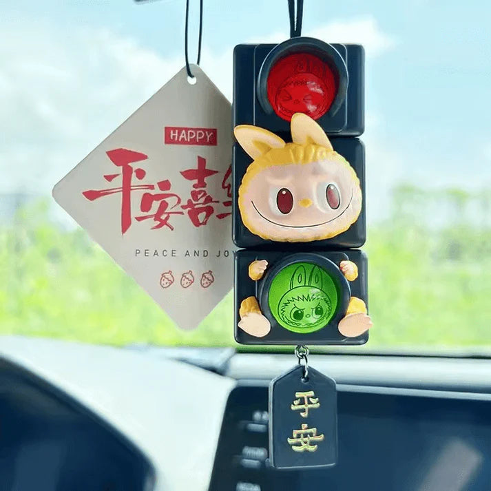 Labubu Almost Hidden – Figurine Kawaii en PVC